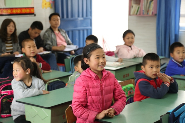 2019年对口帮扶共安初级中学